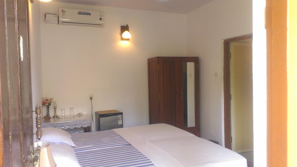 Domingos Guest House Бага Екстериор снимка